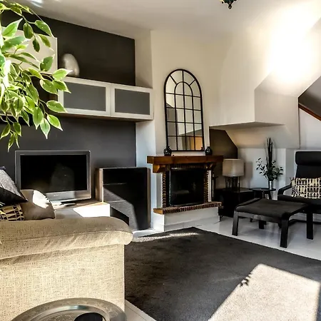 Apartamento Atico Con Terraza - A 600 Metros De Playa La Carihuela - Piscina - Parking Gratis -excelente Wifi Torremolinos