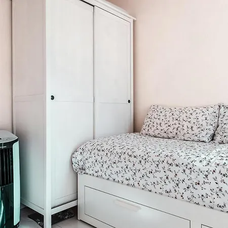 Apartmán Atico Con Terraza - A 600 Metros De Playa La Carihuela - Piscina - Parking Gratis *